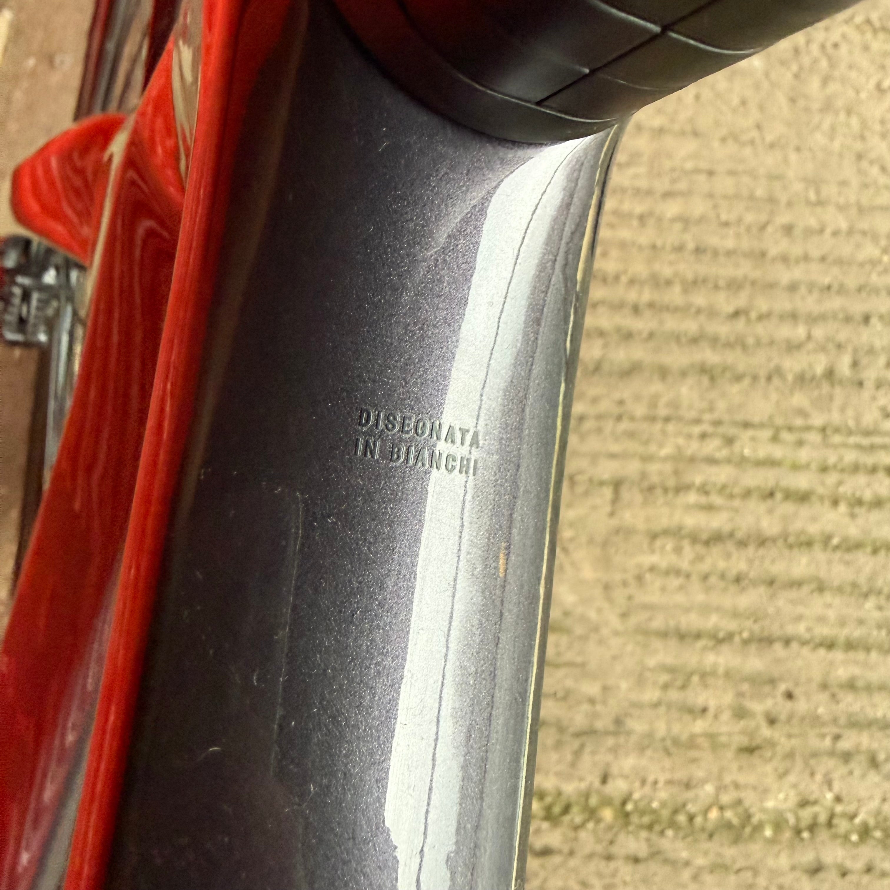 Bianchi Infinito 105 12 Speed Carbon Disc Road 2025