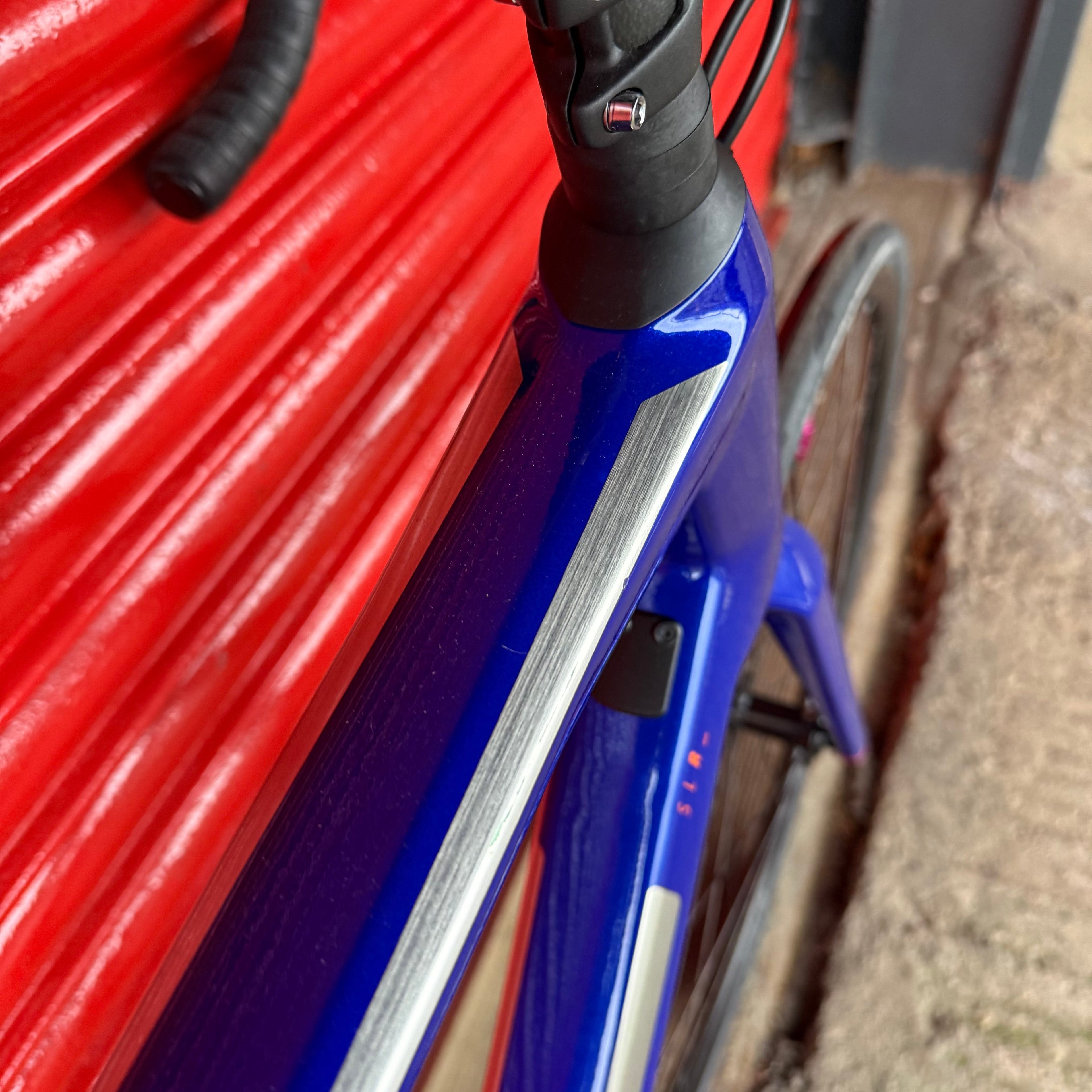 BMC TeamMachine SLR SRAM Rival AXS Carbon Disc Road 2025